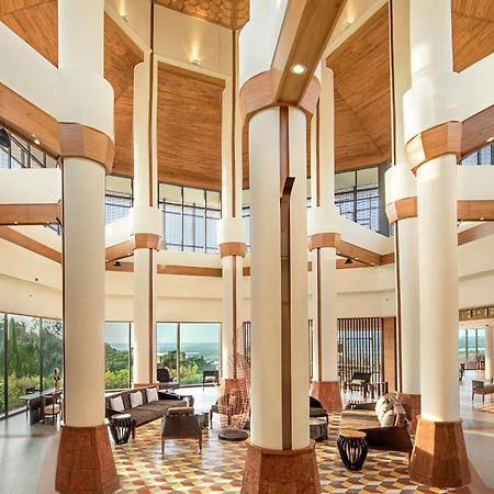 Doubletree By Hilton Goa - Panaji Hotel Buitenkant foto