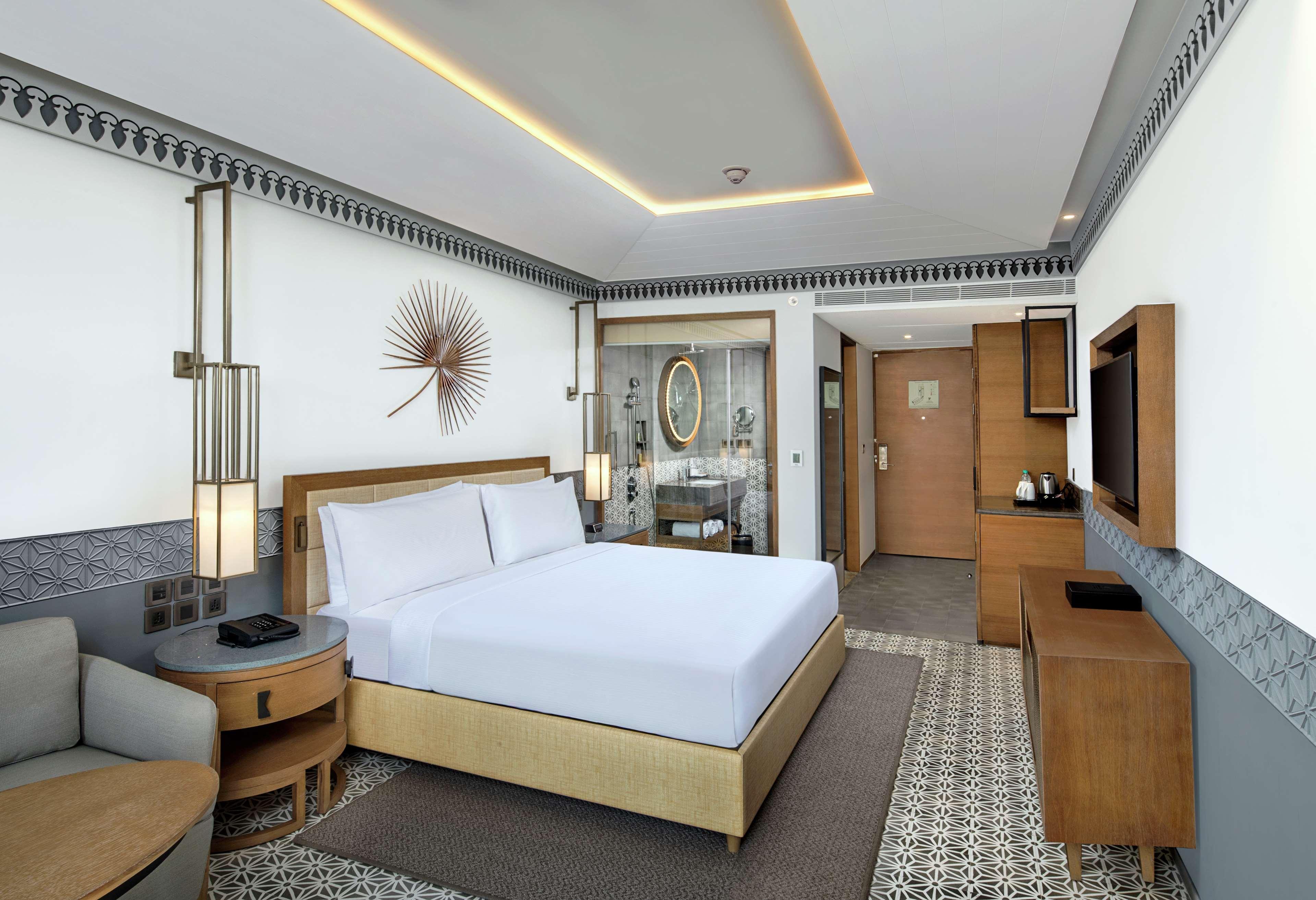 Doubletree By Hilton Goa - Panaji Hotel Buitenkant foto