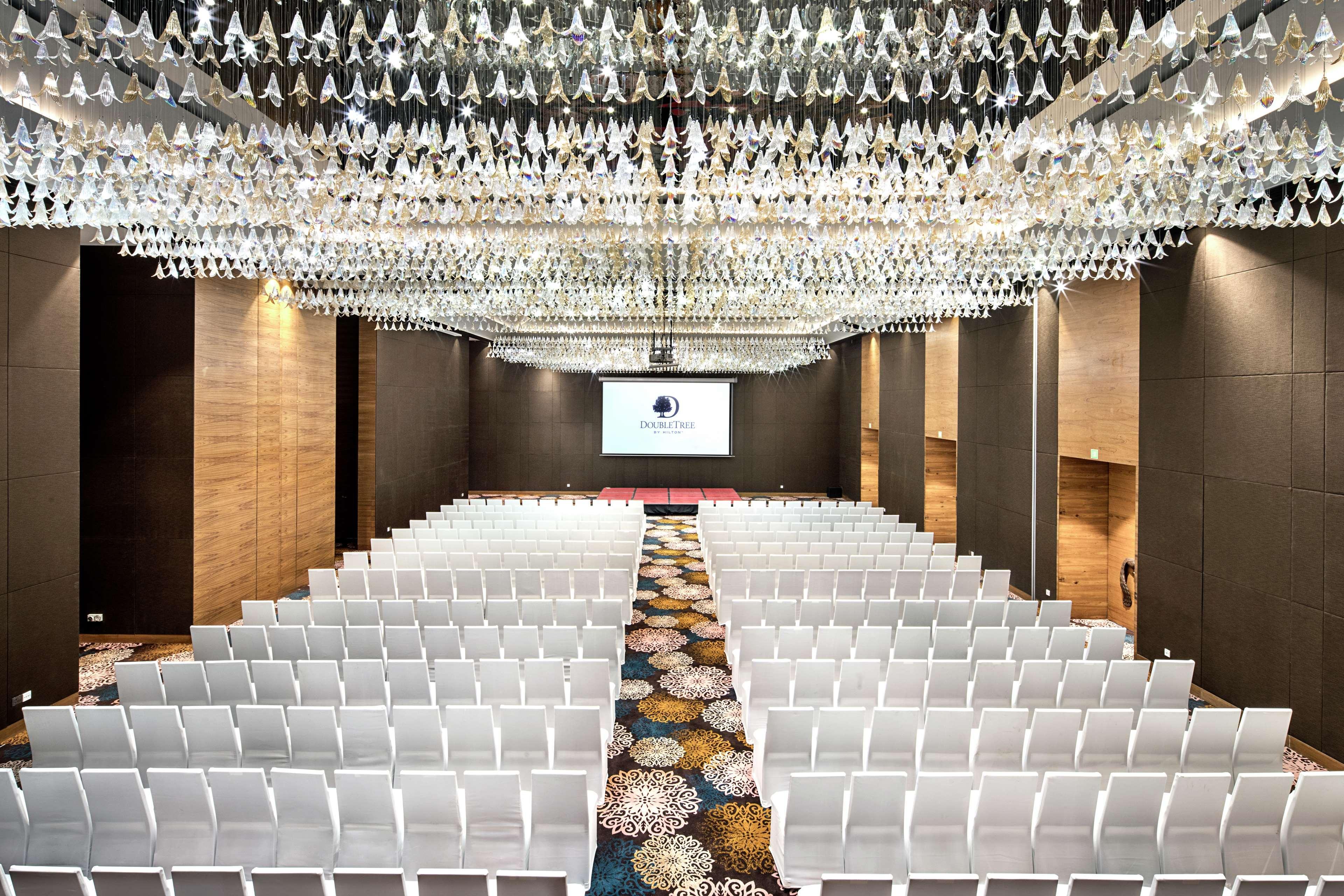 Doubletree By Hilton Goa - Panaji Hotel Buitenkant foto