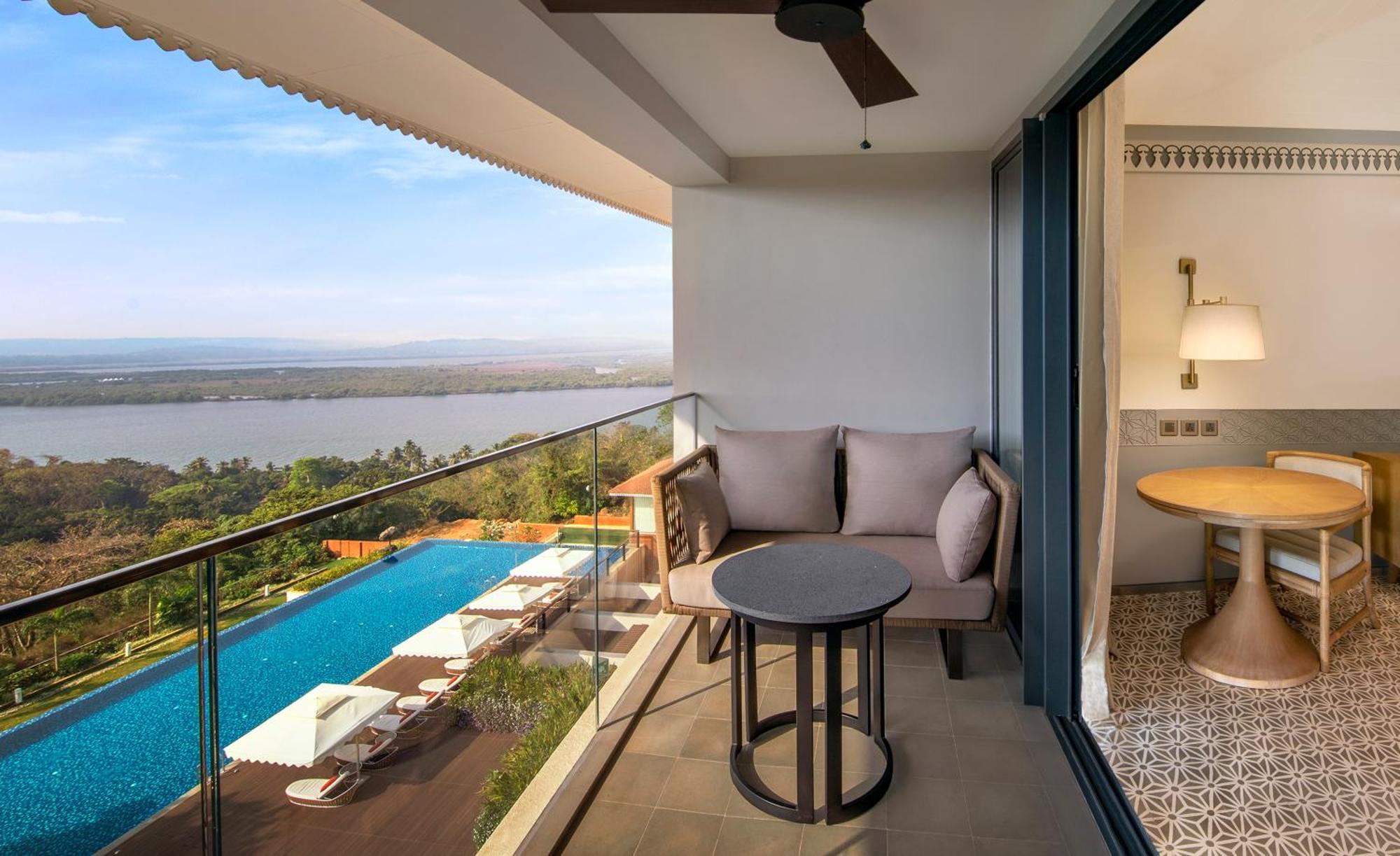 Doubletree By Hilton Goa - Panaji Hotel Buitenkant foto