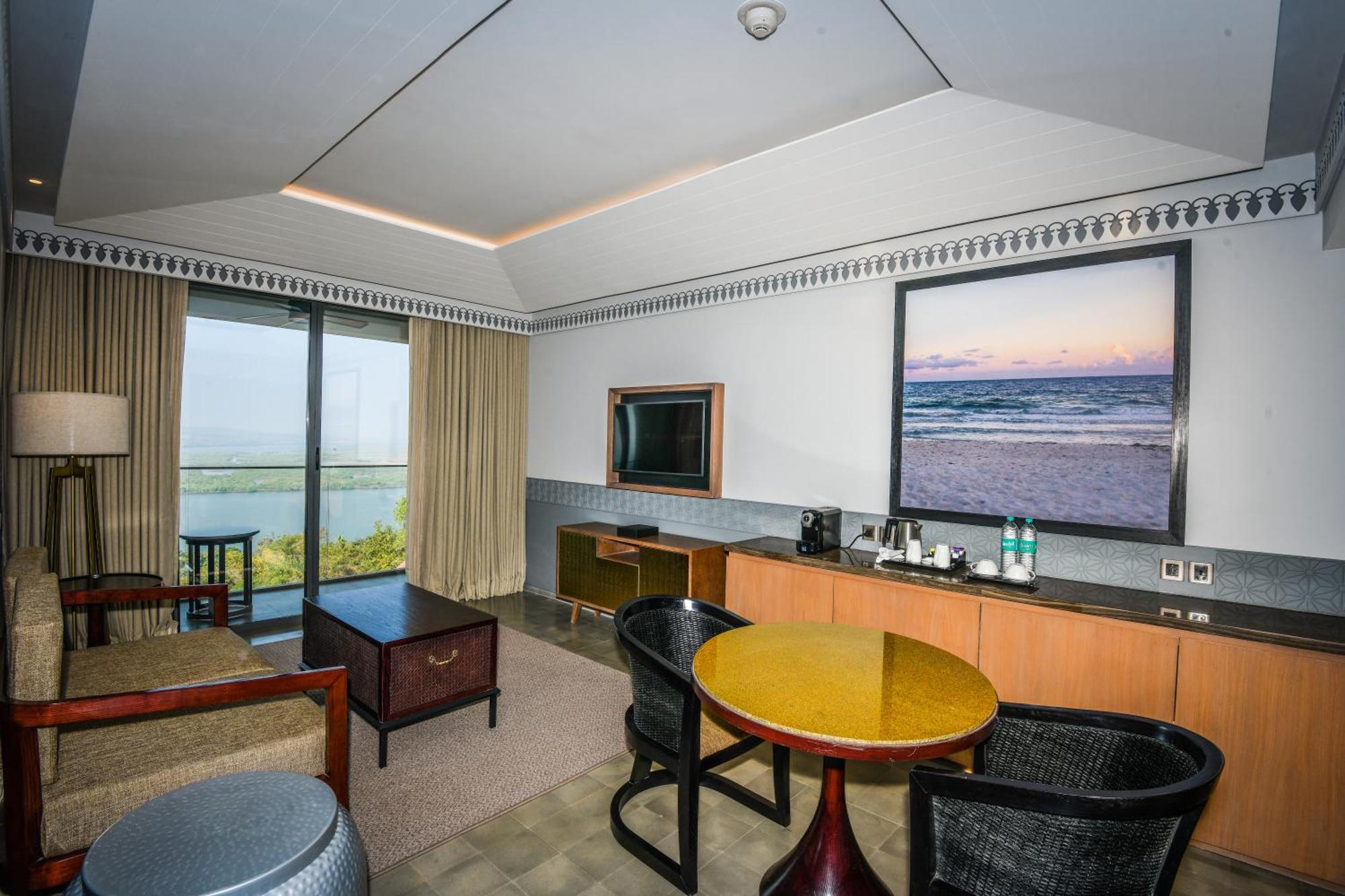 Doubletree By Hilton Goa - Panaji Hotel Buitenkant foto