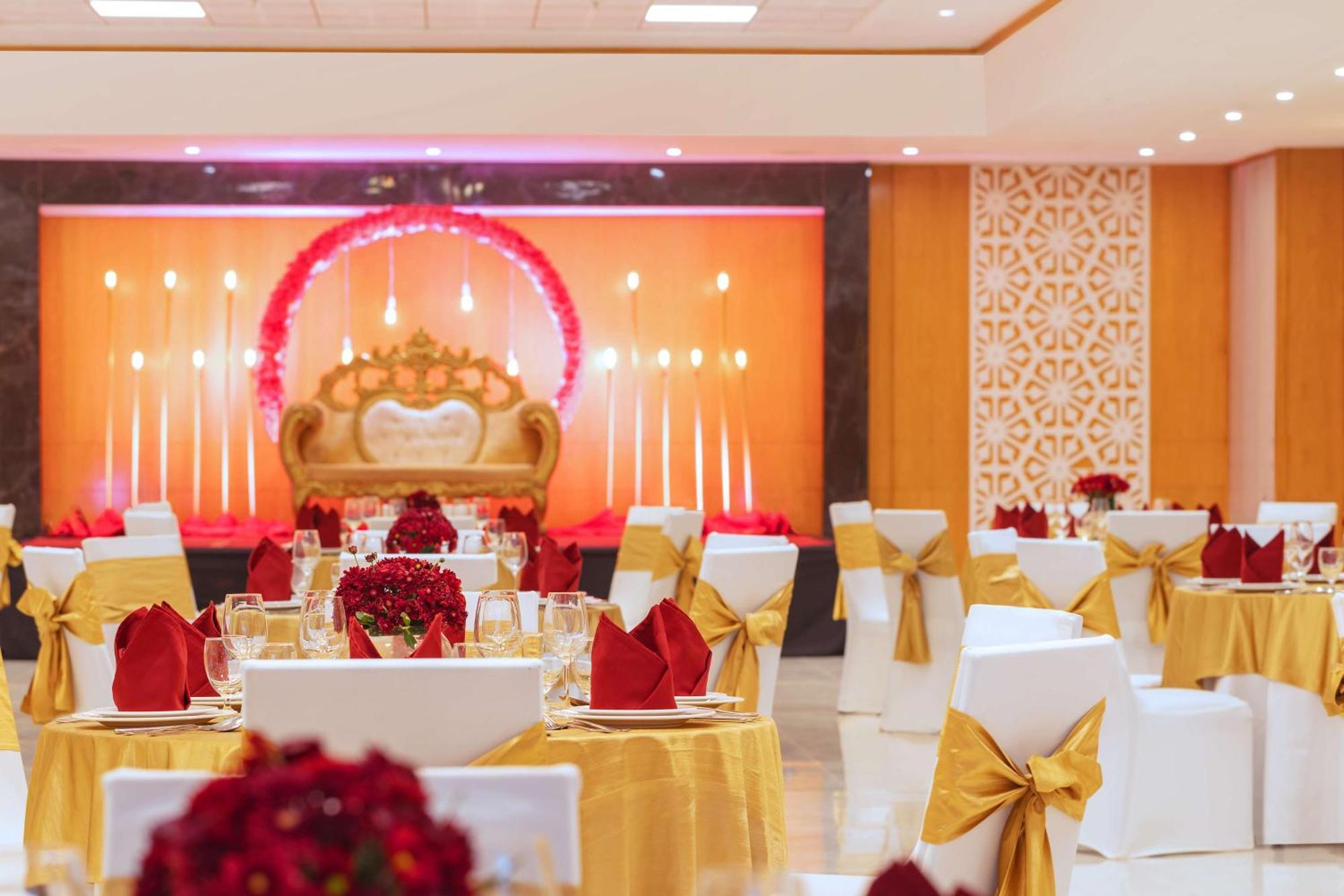 Doubletree By Hilton Goa - Panaji Hotel Buitenkant foto