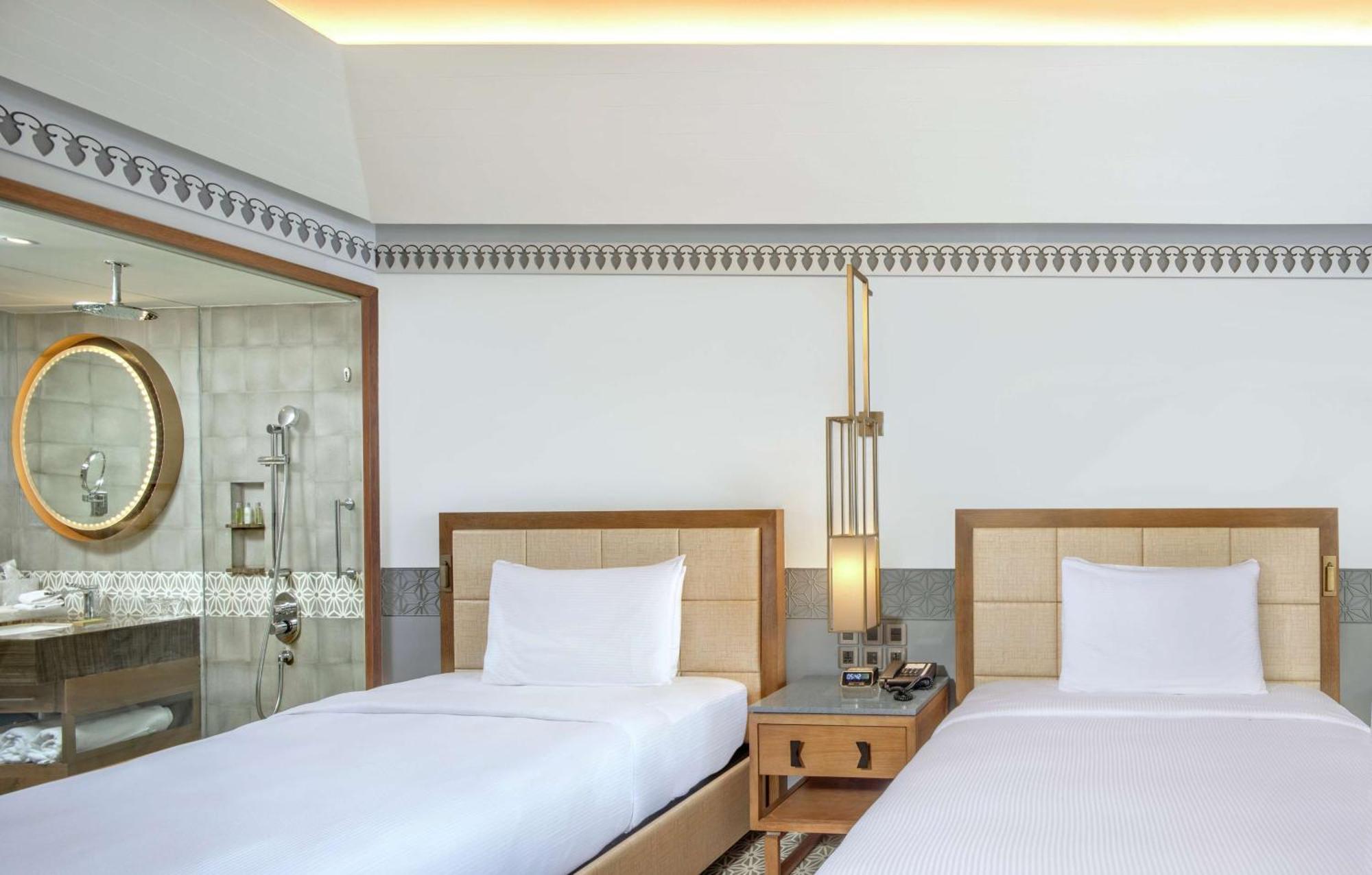 Doubletree By Hilton Goa - Panaji Hotel Buitenkant foto