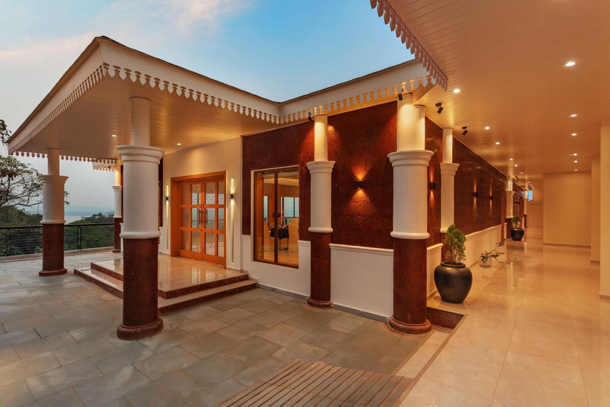 Doubletree By Hilton Goa - Panaji Hotel Buitenkant foto