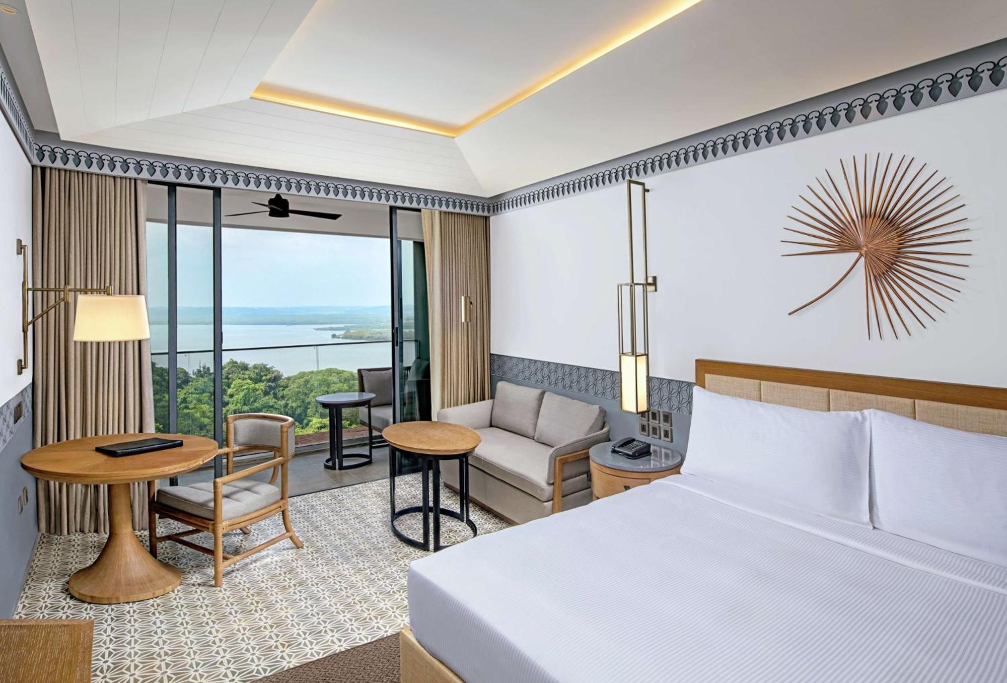 Doubletree By Hilton Goa - Panaji Hotel Buitenkant foto
