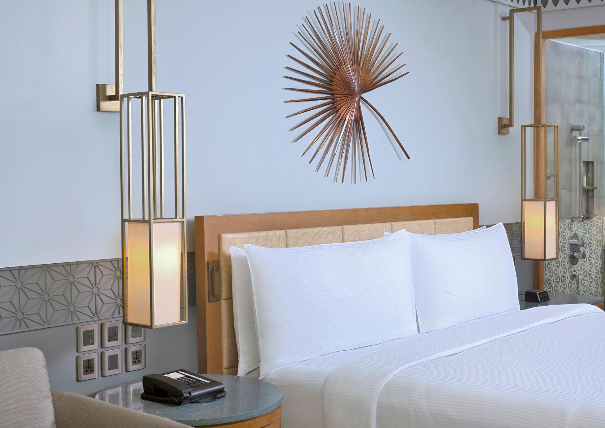 Doubletree By Hilton Goa - Panaji Hotel Buitenkant foto